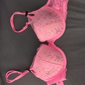 VS 32C bra